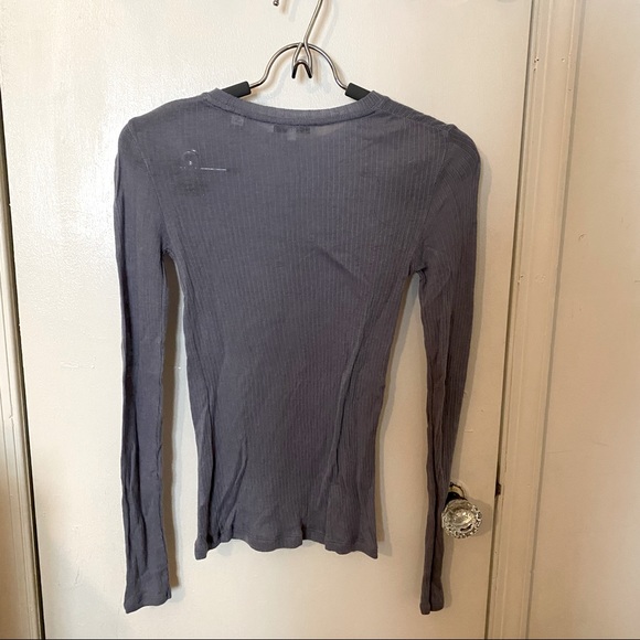 NWOT Vince Ribbed Long Sleeve Crew - Picture 4 of 7